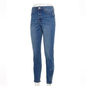 SO Juniors' Easy Dressing High-Rise Jeggings Size 15 R